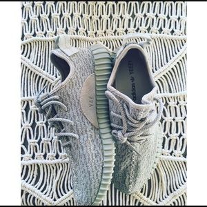 *AUTHENTIC AND RARE* First season Yeezy’s